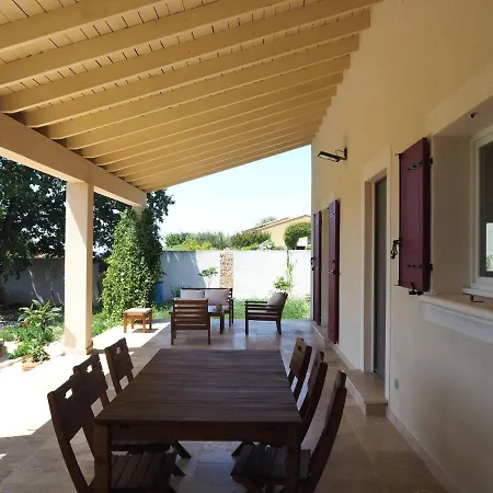 Near Pont Du Gard & Vineyards بيت للعطل