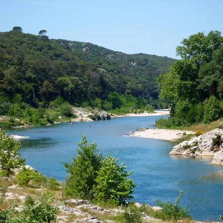 Near Pont Du Gard & Vineyards * Domazan