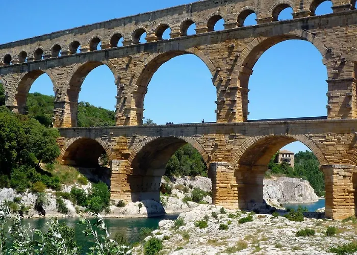Near Pont Du Gard & Vineyards