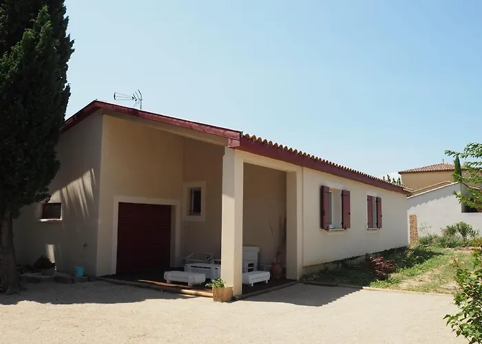 Near Pont Du Gard & Vineyards Domazan